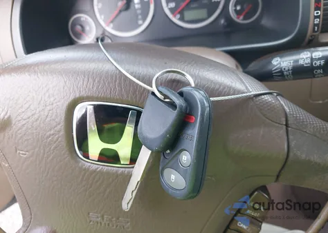 2003 Honda Cr-V Ex from USA, damaged, VIN JHLRD78863C037462